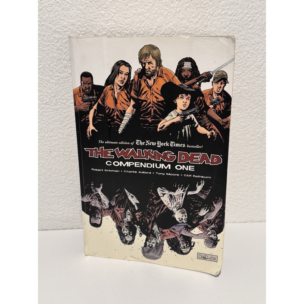 The Walking Dead: Compendium One - Paperback By Robert Kirkman Ex Library Copy